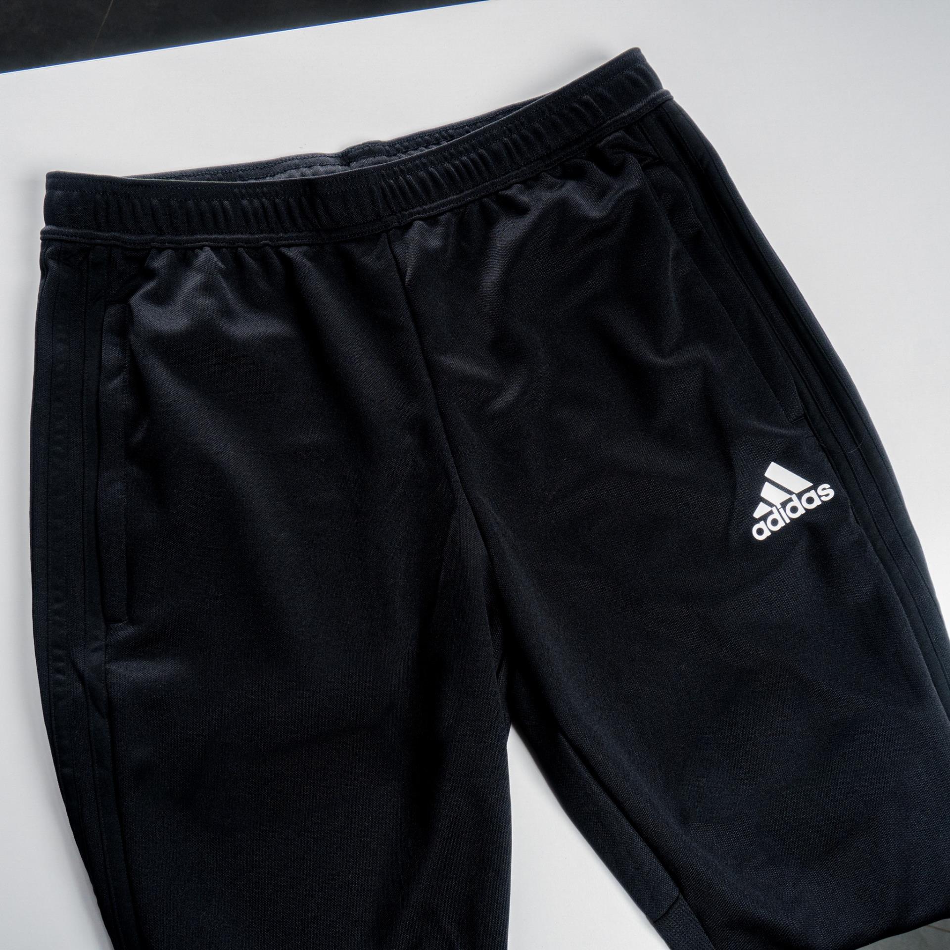 giày thể thao chính hãng, giày nike chính hãng, giày adidas chính hãng, giày newbalance chính hãng, giày converse chính hãng, giày puma chính hãng, giày vans chính hãng, giày asics chính hãng, giày everlast chính hãng, nước hoa chính hãng, ba lô, dép, dép quai ngang