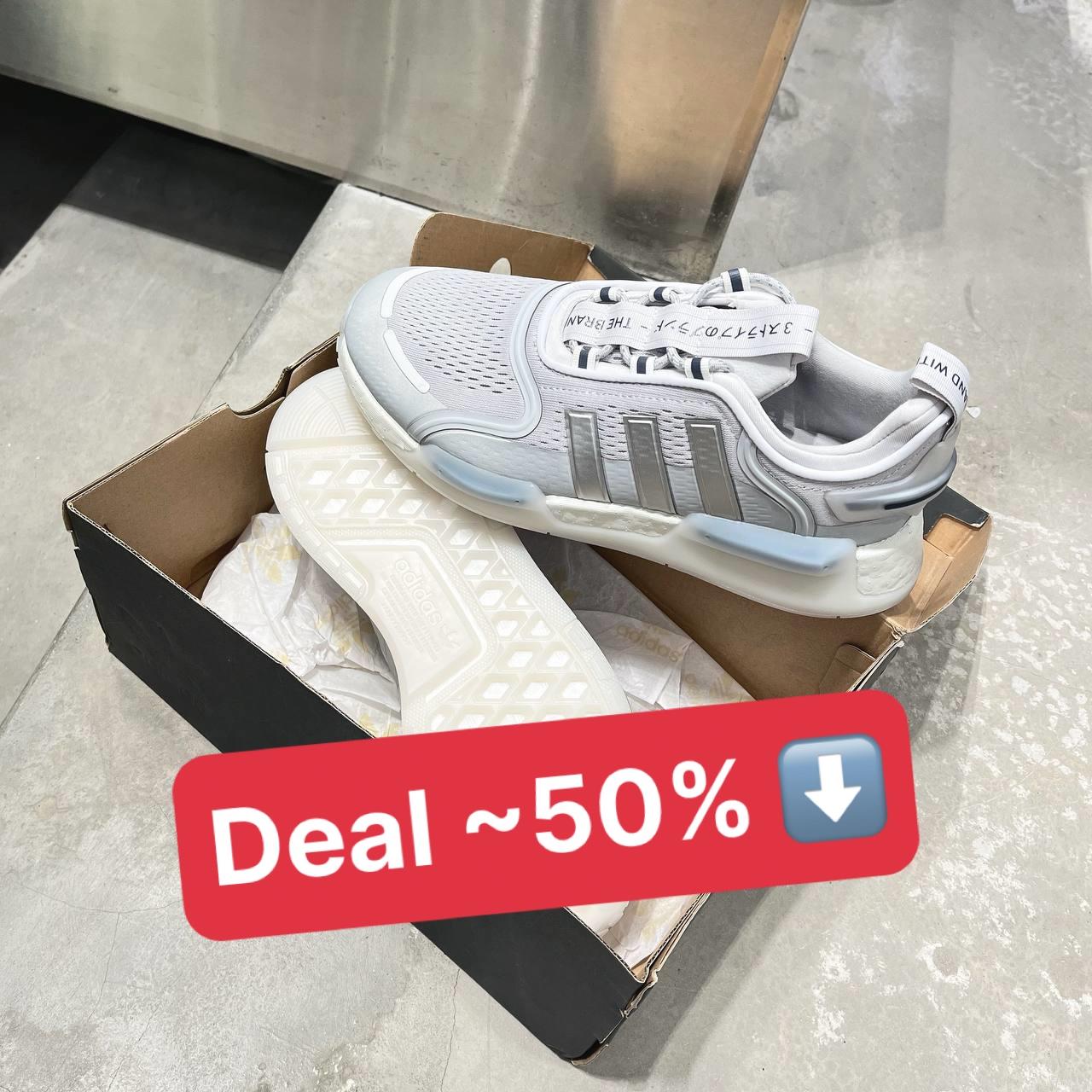 giày thể thao chính hãng, giày nike chính hãng, giày adidas chính hãng, giày newbalance chính hãng, giày converse chính hãng, giày puma chính hãng, giày vans chính hãng, giày asics chính hãng, giày everlast chính hãng, nước hoa chính hãng, ba lô, dép, dép quai ngang