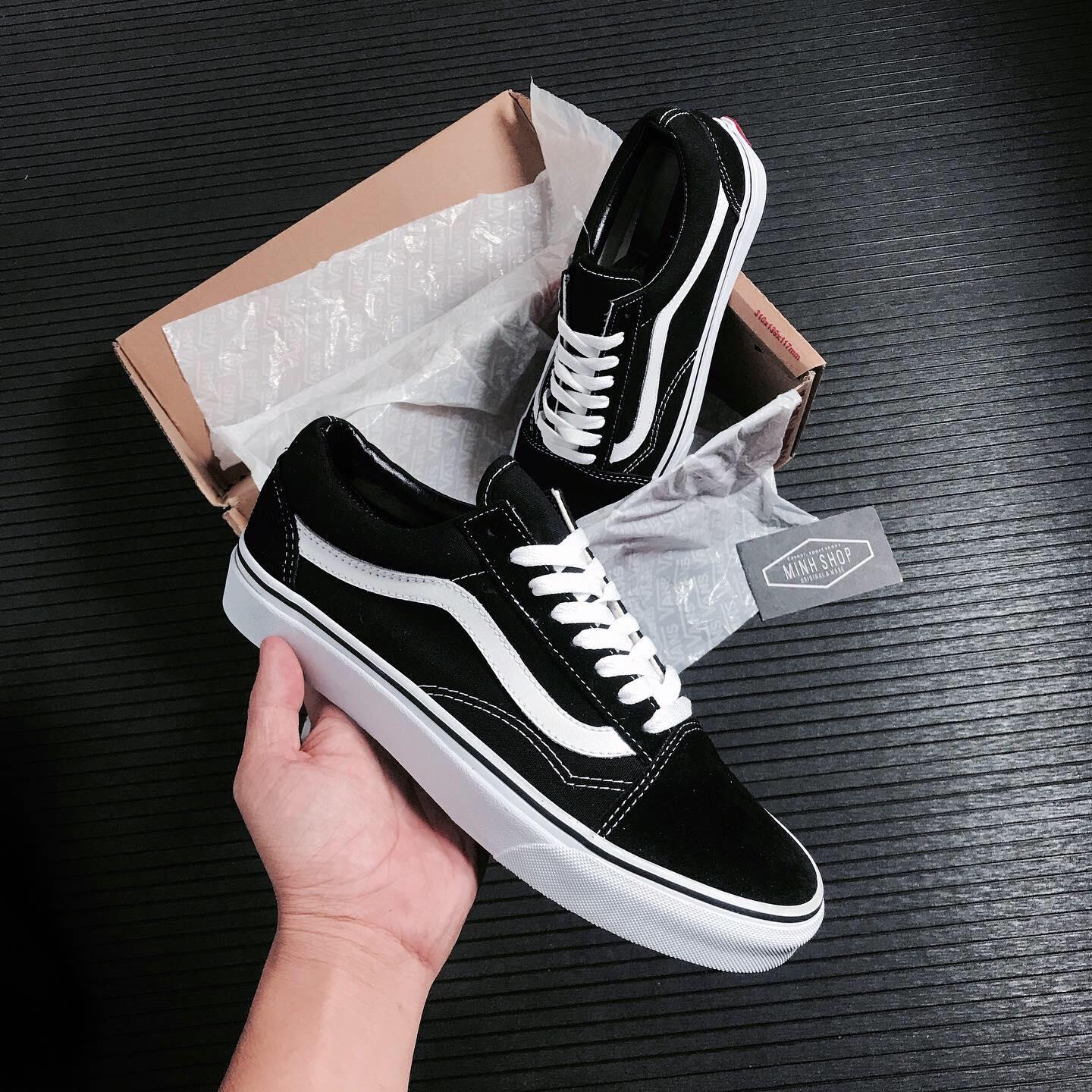 giày thể thao chính hãng, giày nike chính hãng, giày adidas chính hãng, giày newbalance chính hãng, giày converse chính hãng, giày puma chính hãng, giày vans chính hãng, giày asics chính hãng, giày everlast chính hãng, nước hoa chính hãng, ba lô, dép, dép quai ngang