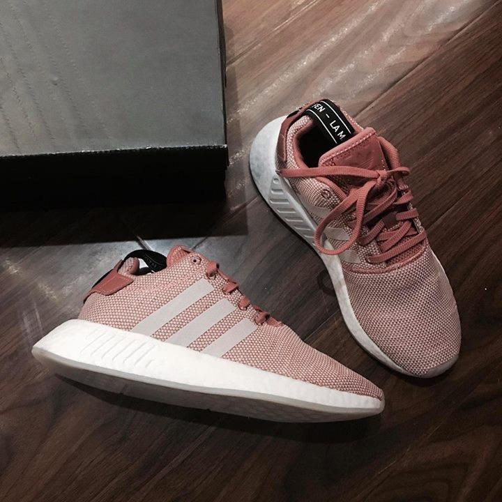 Adidas nmd r2 raw pink deals