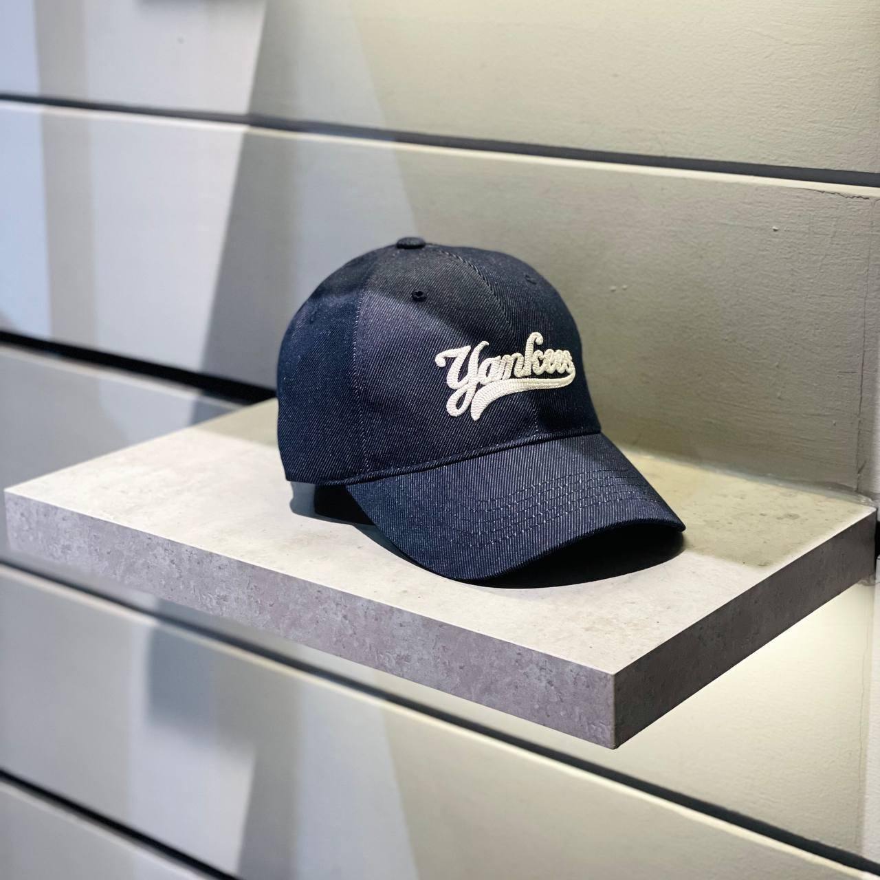 Giày thể thao, Balo thể thao, Nón thể thao, Thương hiệu giày nổi tiếng, Giày Adidas, Giày Nike, Balo Nike, Balo Adidas, Nón Nike, Nón Adidas