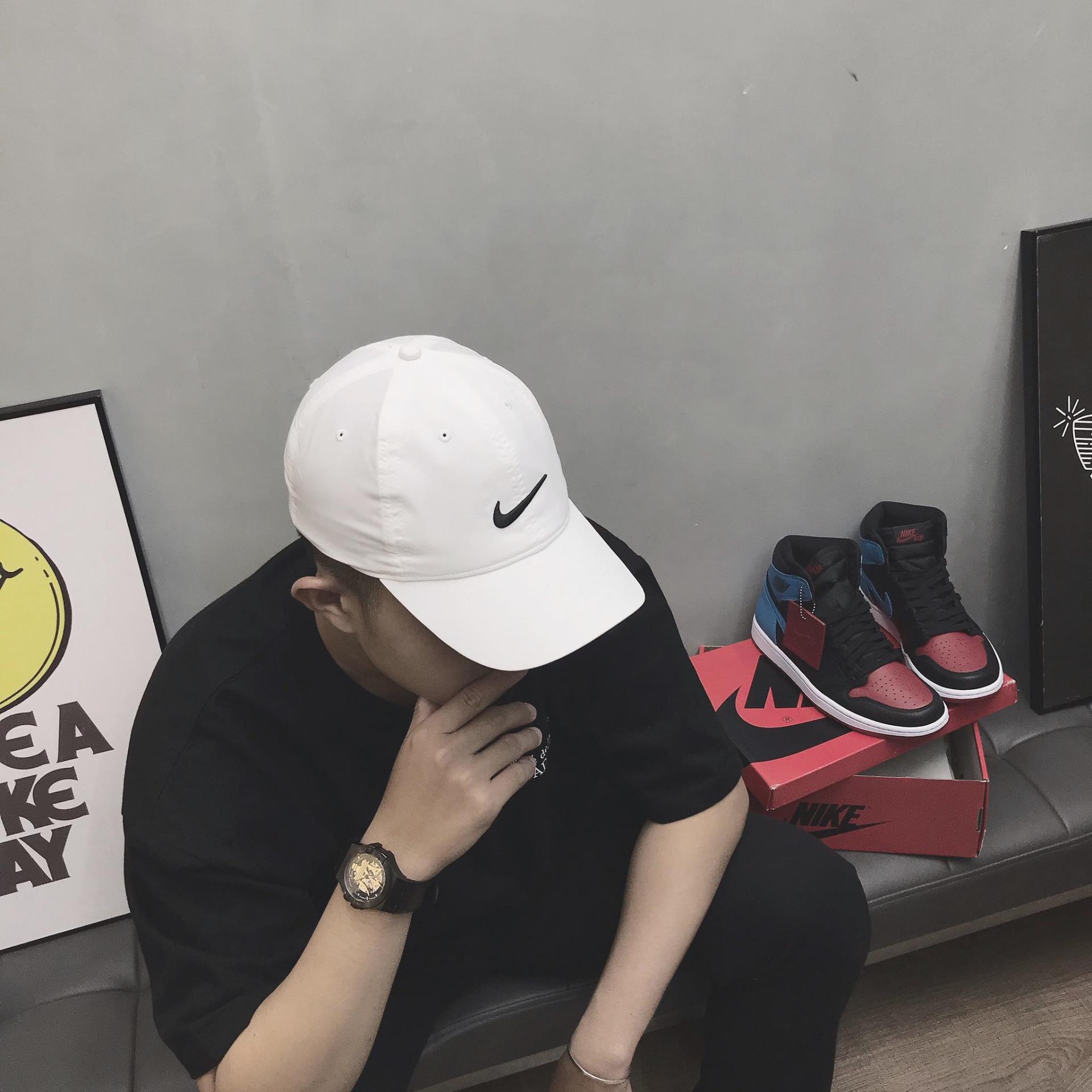 giày thể thao chính hãng, giày nike chính hãng, giày adidas chính hãng, giày newbalance chính hãng, giày converse chính hãng, giày puma chính hãng, giày vans chính hãng, giày asics chính hãng, giày everlast chính hãng, nước hoa chính hãng, ba lô, dép, dép quai ngang