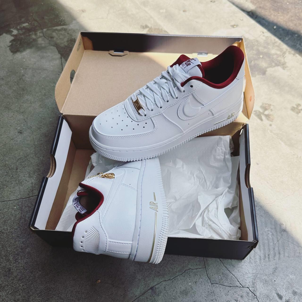giày thể thao chính hãng, giày nike chính hãng, giày adidas chính hãng, giày newbalance chính hãng, giày converse chính hãng, giày puma chính hãng, giày vans chính hãng, giày asics chính hãng, giày everlast chính hãng, nước hoa chính hãng, ba lô, dép, dép quai ngang