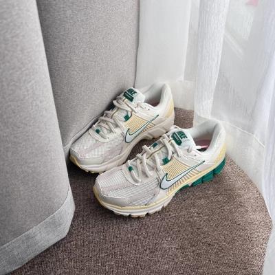 Giày Nike Zoom Vomero 5 'The Masters Back 9 Collection' [FN8361-100] - Image 1