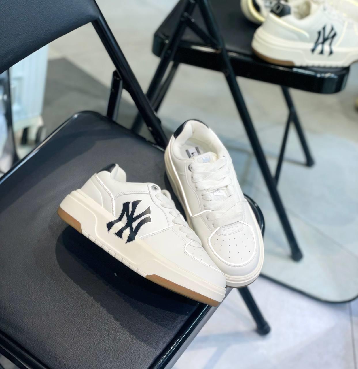 Giày thể thao, Balo thể thao, Nón thể thao, Thương hiệu giày nổi tiếng, Giày Adidas, Giày Nike, Balo Nike, Balo Adidas, Nón Nike, Nón Adidas