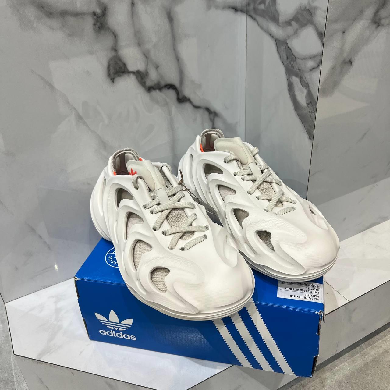 Giày thể thao, Balo thể thao, Nón thể thao, Thương hiệu giày nổi tiếng, Giày Adidas, Giày Nike, Balo Nike, Balo Adidas, Nón Nike, Nón Adidas