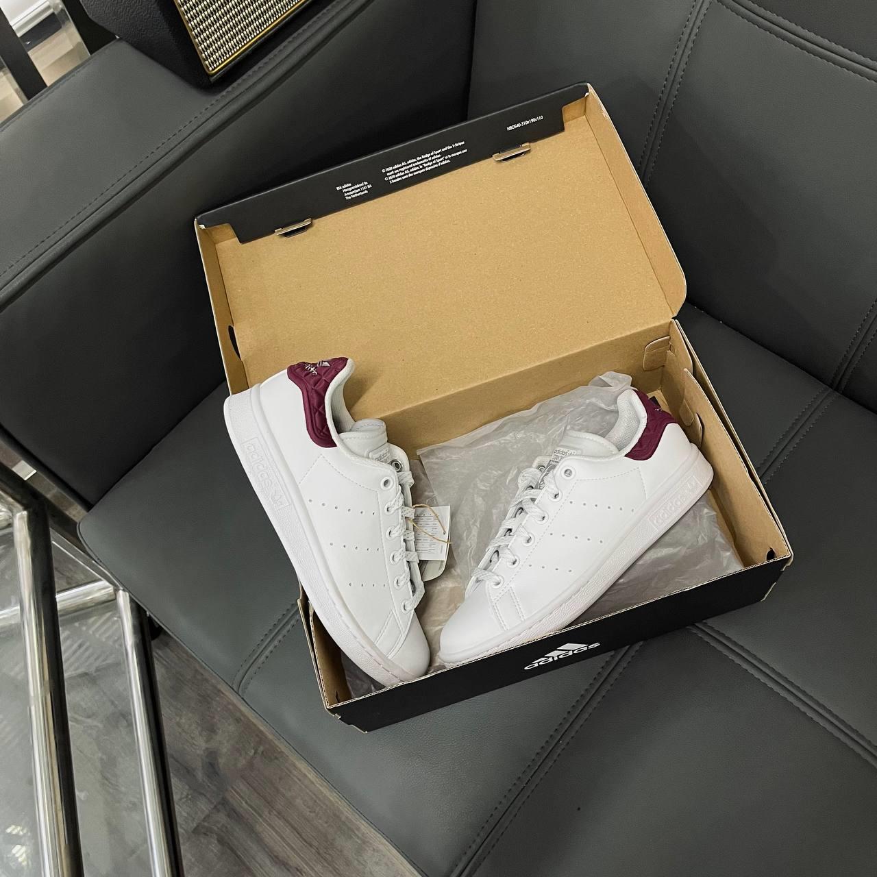 giày thể thao chính hãng, giày nike chính hãng, giày adidas chính hãng, giày newbalance chính hãng, giày converse chính hãng, giày puma chính hãng, giày vans chính hãng, giày asics chính hãng, giày everlast chính hãng, nước hoa chính hãng, ba lô, dép, dép quai ngang