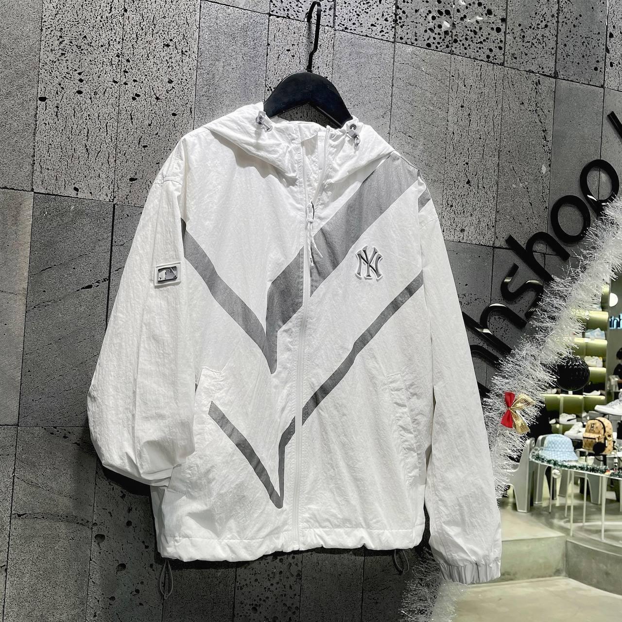 giày thể thao chính hãng, giày nike chính hãng, giày adidas chính hãng, giày newbalance chính hãng, giày converse chính hãng, giày puma chính hãng, giày vans chính hãng, giày asics chính hãng, giày everlast chính hãng, nước hoa chính hãng, ba lô, dép, dép quai ngang