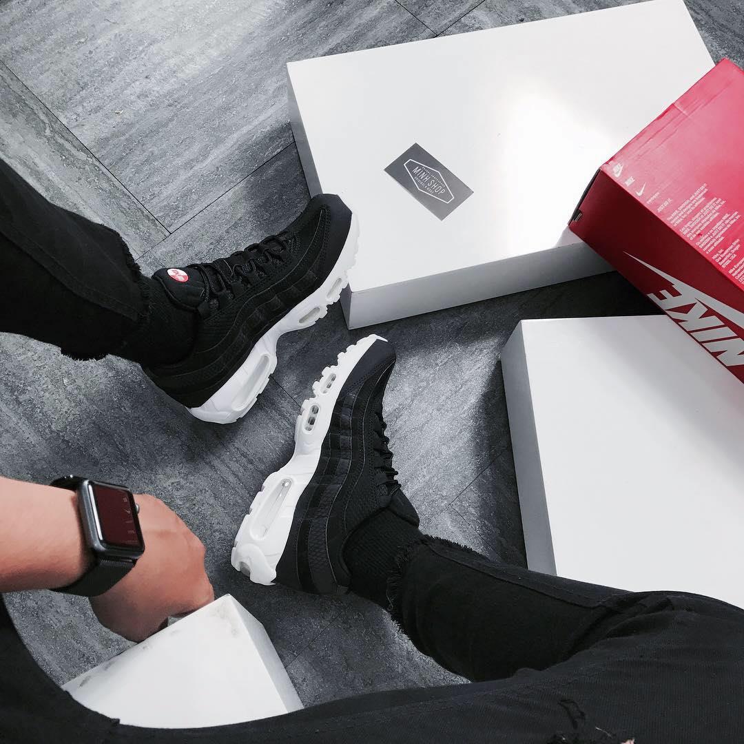 giày thể thao chính hãng, giày nike chính hãng, giày adidas chính hãng, giày newbalance chính hãng, giày converse chính hãng, giày puma chính hãng, giày vans chính hãng, giày asics chính hãng, giày everlast chính hãng, nước hoa chính hãng, ba lô, dép, dép quai ngang