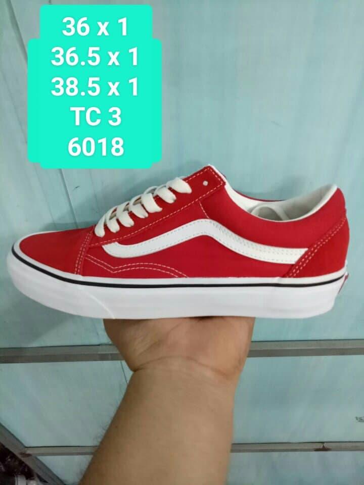 giày thể thao chính hãng, giày nike chính hãng, giày adidas chính hãng, giày newbalance chính hãng, giày converse chính hãng, giày puma chính hãng, giày vans chính hãng, giày asics chính hãng, giày everlast chính hãng, nước hoa chính hãng, ba lô, dép, dép quai ngang