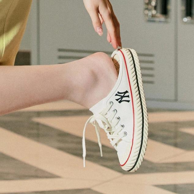 Giày thể thao, Balo thể thao, Nón thể thao, Thương hiệu giày nổi tiếng, Giày Adidas, Giày Nike, Balo Nike, Balo Adidas, Nón Nike, Nón Adidas