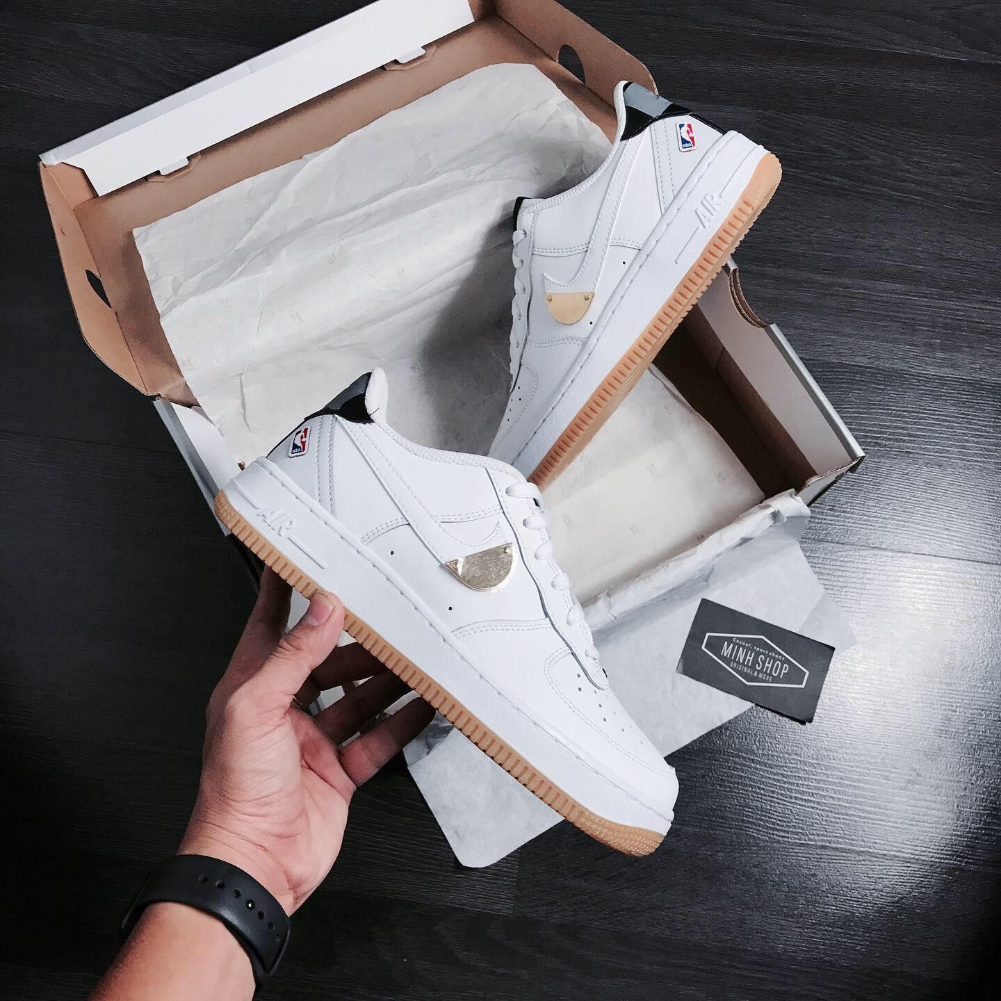 giày thể thao chính hãng, giày nike chính hãng, giày adidas chính hãng, giày newbalance chính hãng, giày converse chính hãng, giày puma chính hãng, giày vans chính hãng, giày asics chính hãng, giày everlast chính hãng, nước hoa chính hãng, ba lô, dép, dép quai ngang
