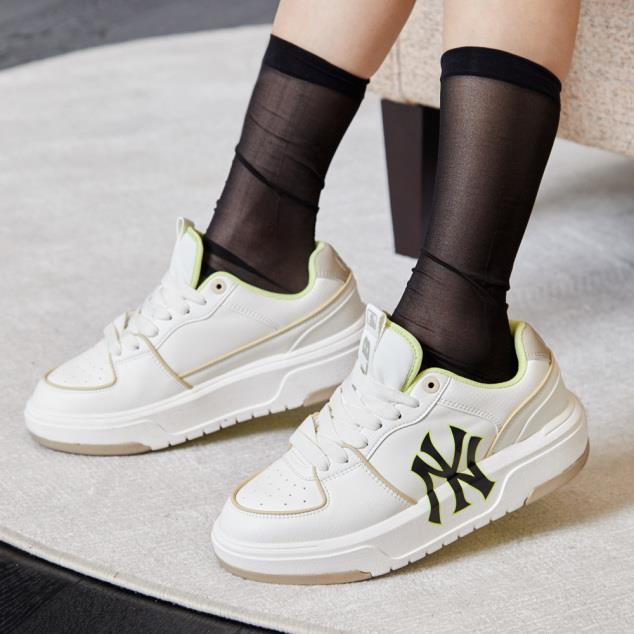 Giày thể thao, Balo thể thao, Nón thể thao, Thương hiệu giày nổi tiếng, Giày Adidas, Giày Nike, Balo Nike, Balo Adidas, Nón Nike, Nón Adidas