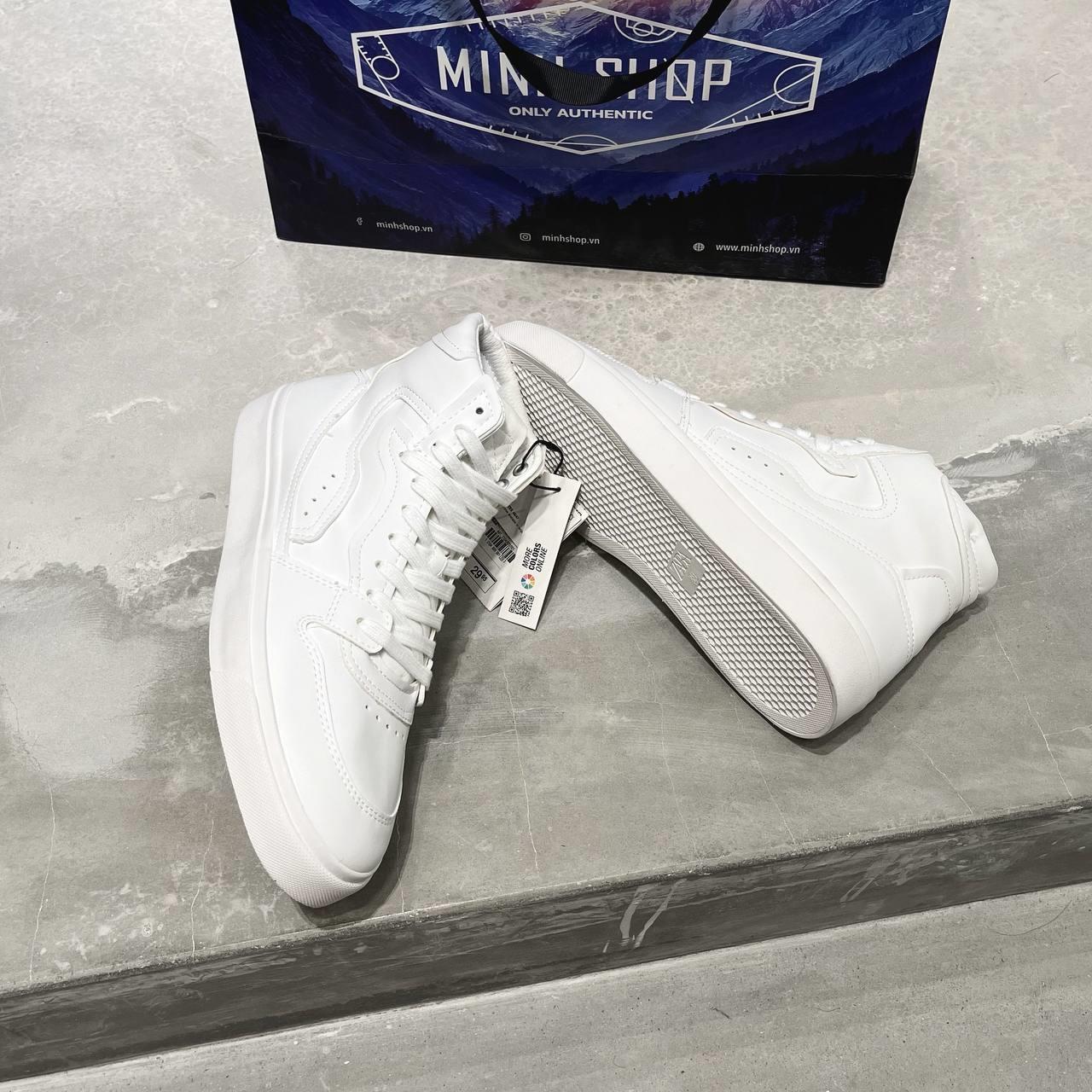 giày thể thao chính hãng, giày nike chính hãng, giày adidas chính hãng, giày newbalance chính hãng, giày converse chính hãng, giày puma chính hãng, giày vans chính hãng, giày asics chính hãng, giày everlast chính hãng, nước hoa chính hãng, ba lô, dép, dép quai ngang