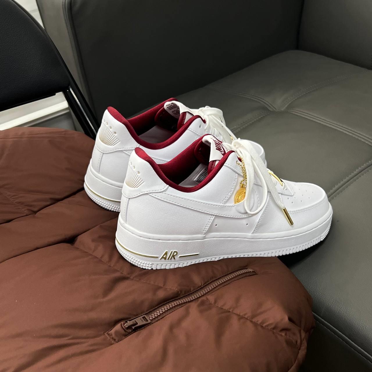 giày thể thao chính hãng, giày nike chính hãng, giày adidas chính hãng, giày newbalance chính hãng, giày converse chính hãng, giày puma chính hãng, giày vans chính hãng, giày asics chính hãng, giày everlast chính hãng, nước hoa chính hãng, ba lô, dép, dép quai ngang
