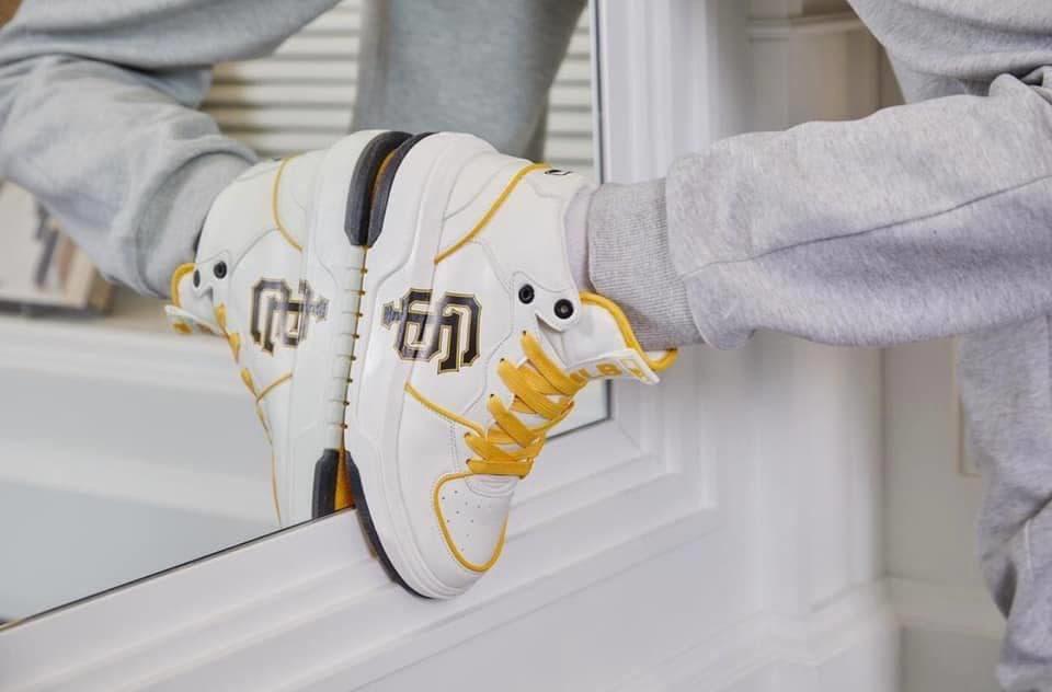giày thể thao chính hãng, giày nike chính hãng, giày adidas chính hãng, giày newbalance chính hãng, giày converse chính hãng, giày puma chính hãng, giày vans chính hãng, giày asics chính hãng, giày everlast chính hãng, nước hoa chính hãng, ba lô, dép, dép quai ngang