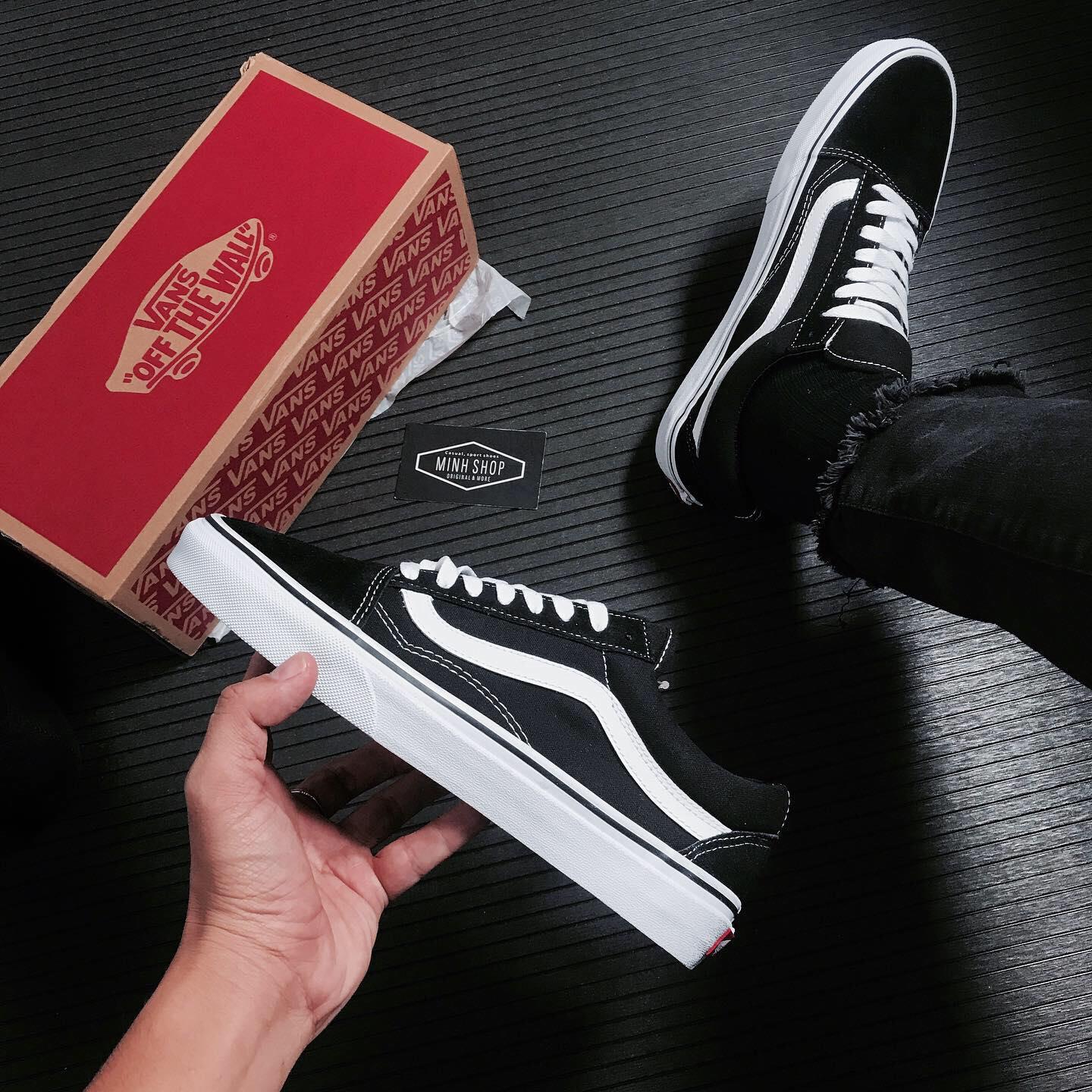 giày thể thao chính hãng, giày nike chính hãng, giày adidas chính hãng, giày newbalance chính hãng, giày converse chính hãng, giày puma chính hãng, giày vans chính hãng, giày asics chính hãng, giày everlast chính hãng, nước hoa chính hãng, ba lô, dép, dép quai ngang