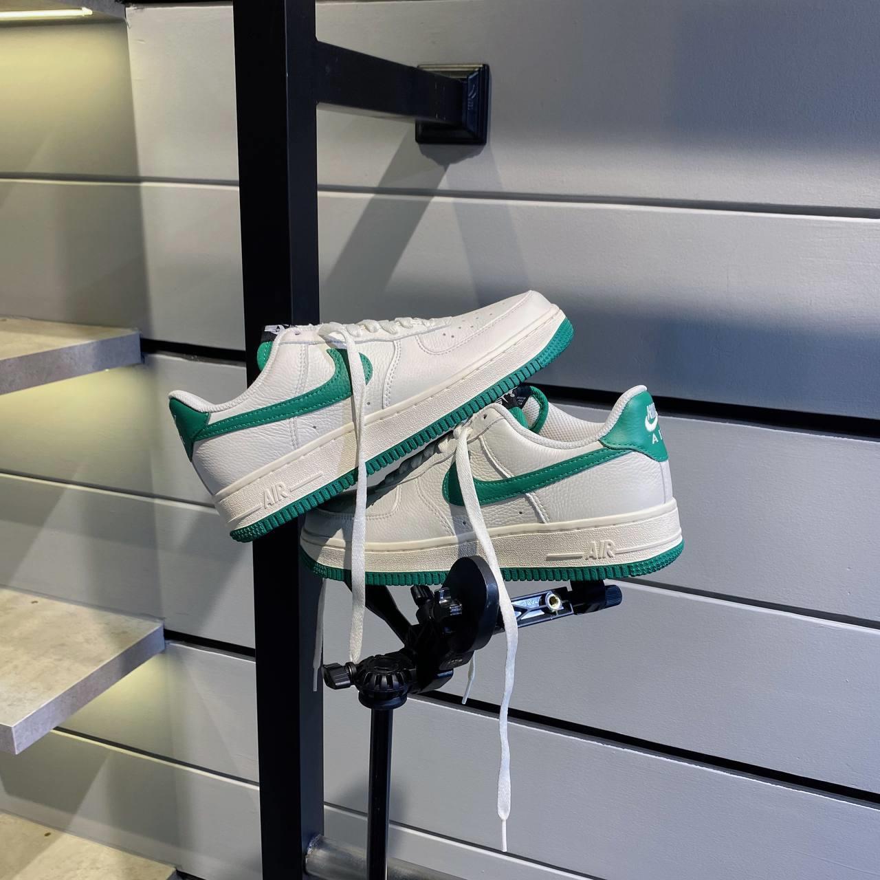 Giày thể thao, Balo thể thao, Nón thể thao, Thương hiệu giày nổi tiếng, Giày Adidas, Giày Nike, Balo Nike, Balo Adidas, Nón Nike, Nón Adidas
