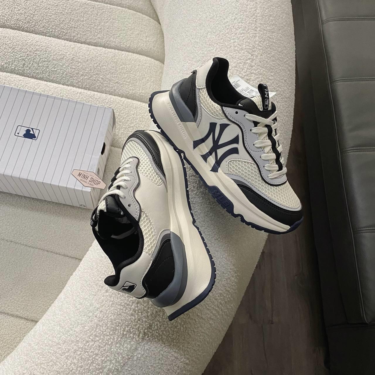 City Culture, hệ thống cửa hàng phân phối chuyên phân phối đồ thể thao, đồng hồ, nước hoa chính hãng, chính ngạch, xách tay từ US, UK, Korea, Japan.