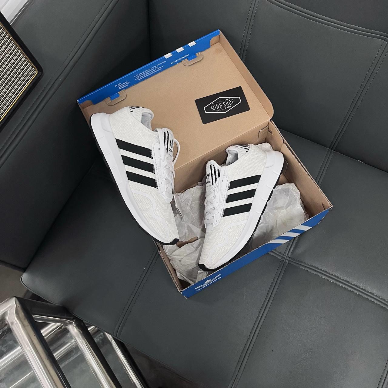 giày thể thao chính hãng, giày nike chính hãng, giày adidas chính hãng, giày newbalance chính hãng, giày converse chính hãng, giày puma chính hãng, giày vans chính hãng, giày asics chính hãng, giày everlast chính hãng, nước hoa chính hãng, ba lô, dép, dép quai ngang
