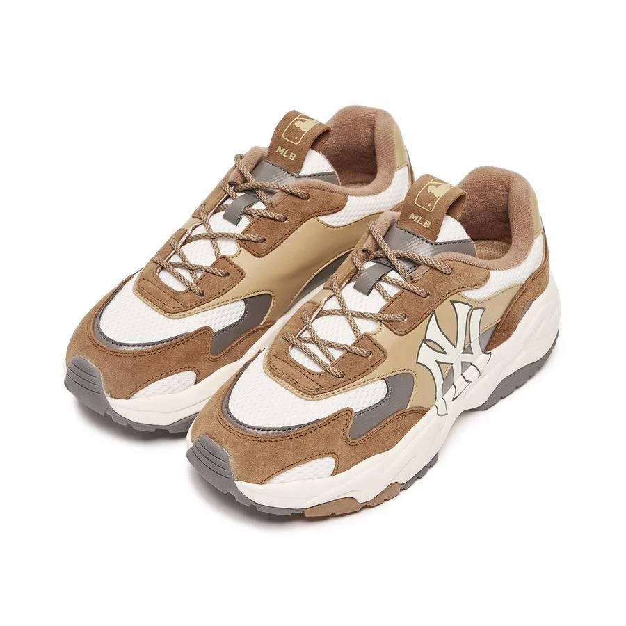 Giày thể thao, Balo thể thao, Nón thể thao, Thương hiệu giày nổi tiếng, Giày Adidas, Giày Nike, Balo Nike, Balo Adidas, Nón Nike, Nón Adidas