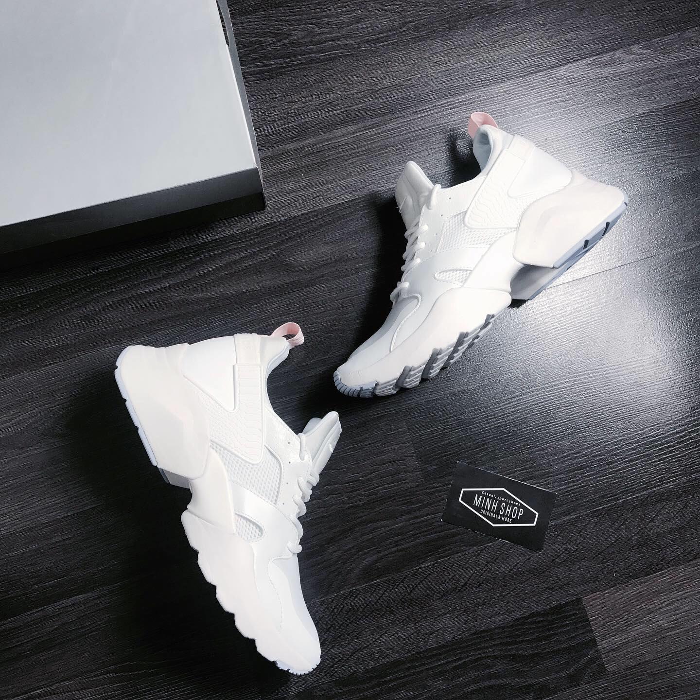 giày thể thao chính hãng, giày nike chính hãng, giày adidas chính hãng, giày newbalance chính hãng, giày converse chính hãng, giày puma chính hãng, giày vans chính hãng, giày asics chính hãng, giày everlast chính hãng, nước hoa chính hãng, ba lô, dép, dép quai ngang