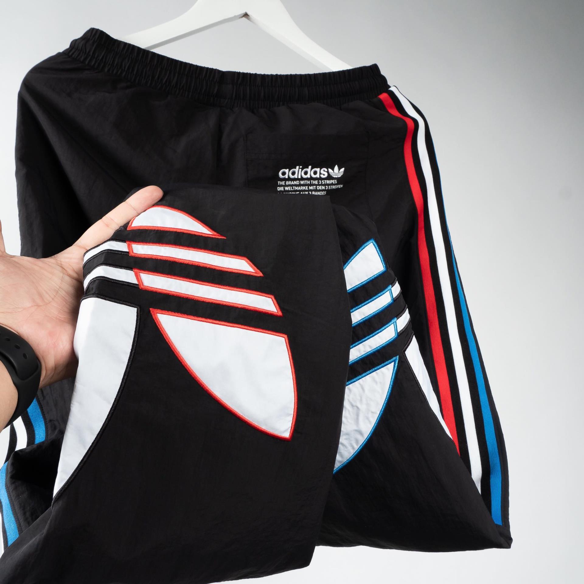 giày thể thao chính hãng, giày nike chính hãng, giày adidas chính hãng, giày newbalance chính hãng, giày converse chính hãng, giày puma chính hãng, giày vans chính hãng, giày asics chính hãng, giày everlast chính hãng, nước hoa chính hãng, ba lô, dép, dép quai ngang
