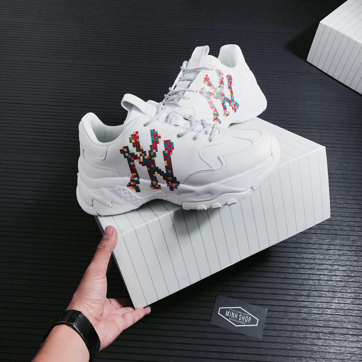 giày thể thao chính hãng, giày nike chính hãng, giày adidas chính hãng, giày newbalance chính hãng, giày converse chính hãng, giày puma chính hãng, giày vans chính hãng, giày asics chính hãng, giày everlast chính hãng, nước hoa chính hãng, ba lô, dép, dép quai ngang