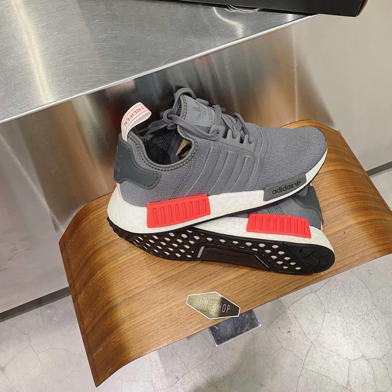 giày thể thao chính hãng, giày nike chính hãng, giày adidas chính hãng, giày newbalance chính hãng, giày converse chính hãng, giày puma chính hãng, giày vans chính hãng, giày asics chính hãng, giày everlast chính hãng, nước hoa chính hãng, ba lô, dép, dép quai ngang