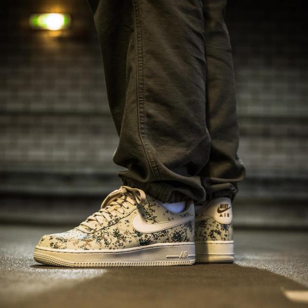 Air force 1 low desert camo team gold sales