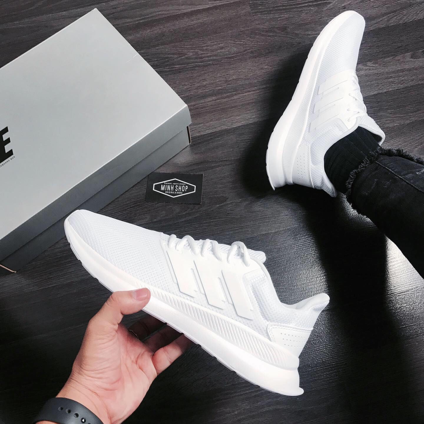 giày thể thao chính hãng, giày nike chính hãng, giày adidas chính hãng, giày newbalance chính hãng, giày converse chính hãng, giày puma chính hãng, giày vans chính hãng, giày asics chính hãng, giày everlast chính hãng, nước hoa chính hãng, ba lô, dép, dép quai ngang