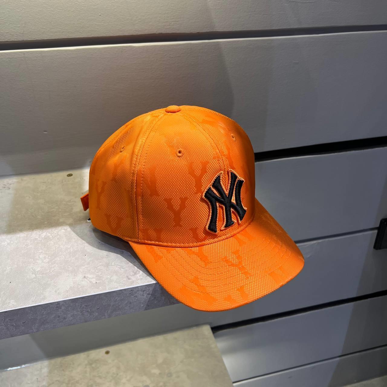 Giày thể thao, Balo thể thao, Nón thể thao, Thương hiệu giày nổi tiếng, Giày Adidas, Giày Nike, Balo Nike, Balo Adidas, Nón Nike, Nón Adidas