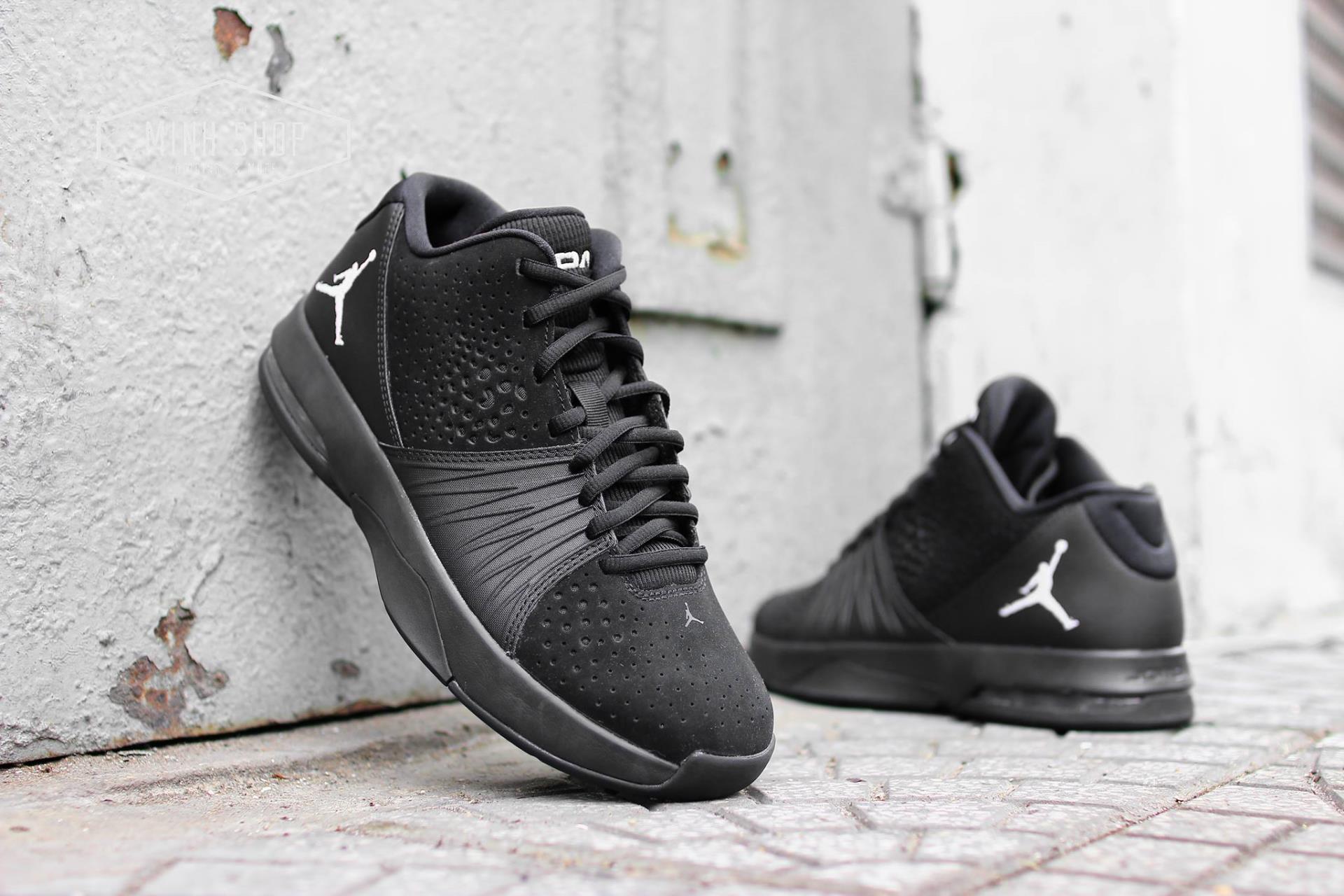 Hàng Chính hãng Nike air jordan Triple Black