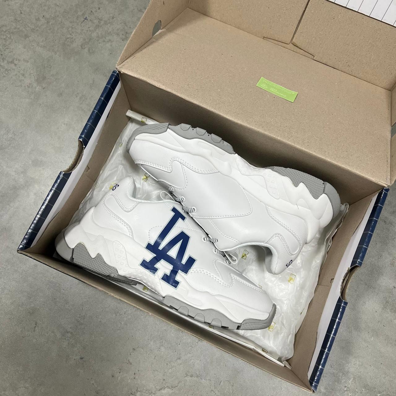 Giày thể thao, Balo thể thao, Nón thể thao, Thương hiệu giày nổi tiếng, Giày Adidas, Giày Nike, Balo Nike, Balo Adidas, Nón Nike, Nón Adidas