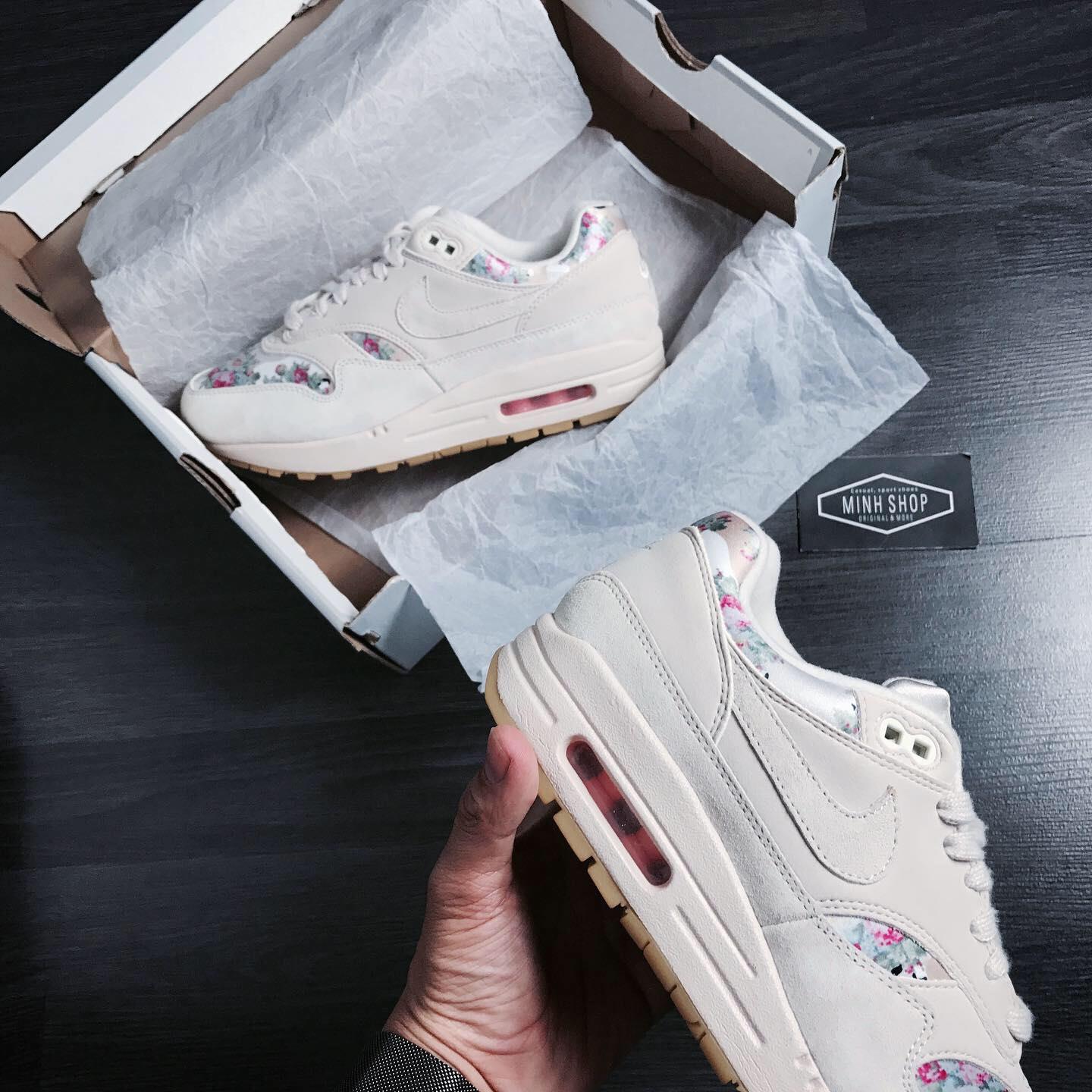 giày thể thao chính hãng, giày nike chính hãng, giày adidas chính hãng, giày newbalance chính hãng, giày converse chính hãng, giày puma chính hãng, giày vans chính hãng, giày asics chính hãng, giày everlast chính hãng, nước hoa chính hãng, ba lô, dép, dép quai ngang