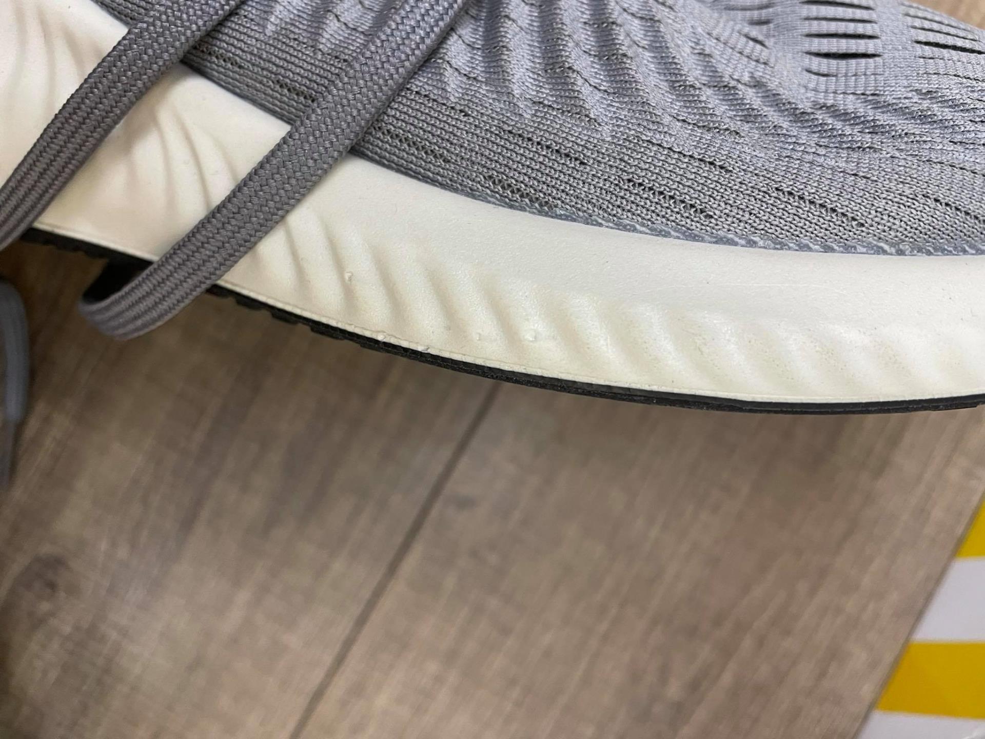 giày thể thao chính hãng, giày nike chính hãng, giày adidas chính hãng, giày newbalance chính hãng, giày converse chính hãng, giày puma chính hãng, giày vans chính hãng, giày asics chính hãng, giày everlast chính hãng, nước hoa chính hãng, ba lô, dép, dép quai ngang