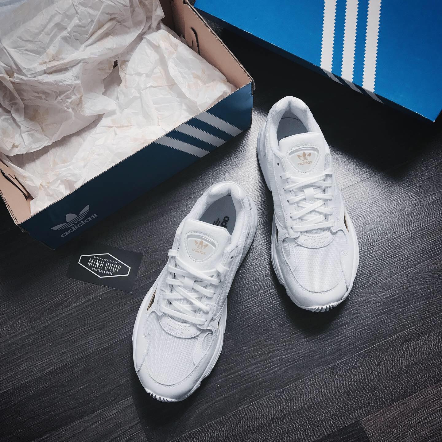 giày thể thao chính hãng, giày nike chính hãng, giày adidas chính hãng, giày newbalance chính hãng, giày converse chính hãng, giày puma chính hãng, giày vans chính hãng, giày asics chính hãng, giày everlast chính hãng, nước hoa chính hãng, ba lô, dép, dép quai ngang