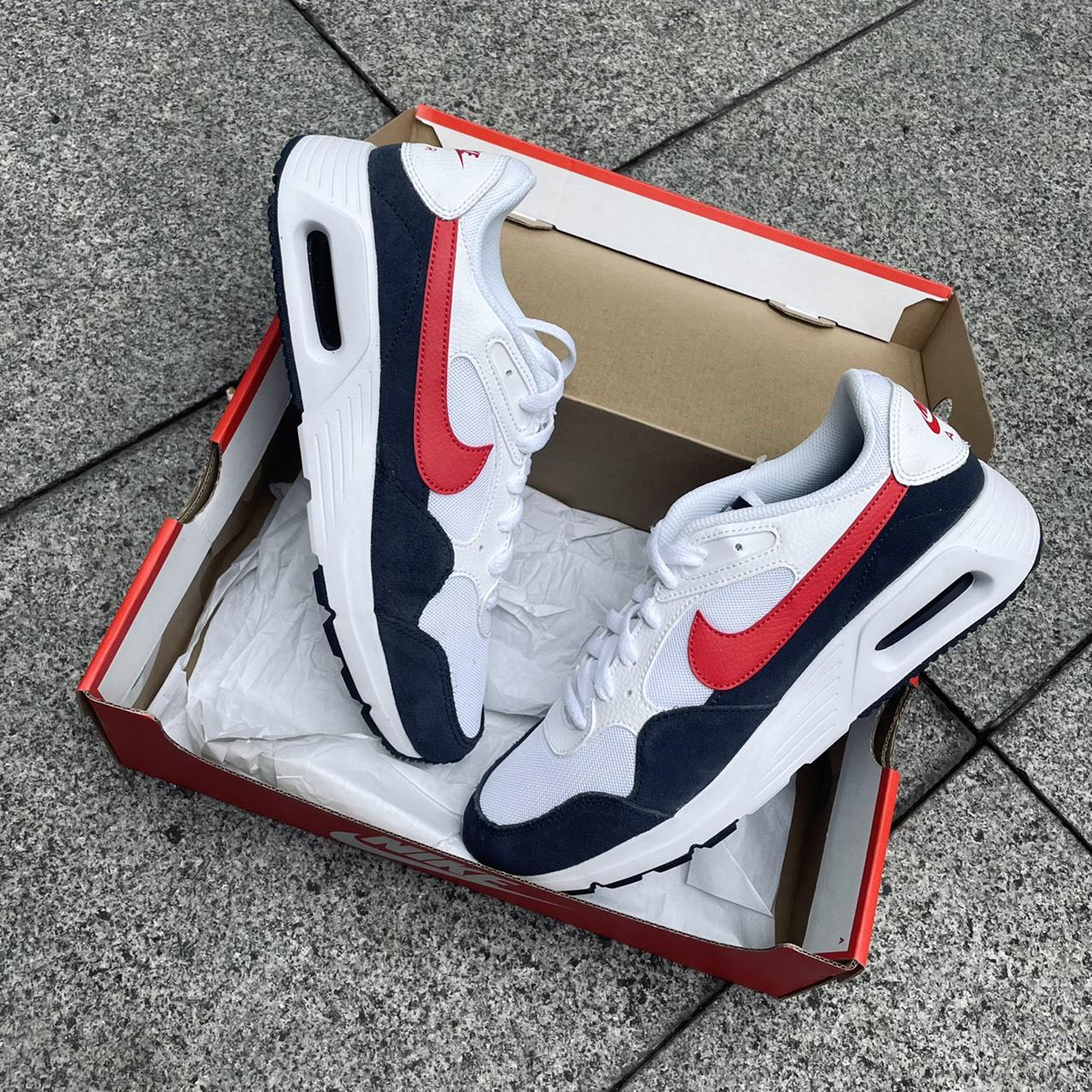giày thể thao chính hãng, giày nike chính hãng, giày adidas chính hãng, giày newbalance chính hãng, giày converse chính hãng, giày puma chính hãng, giày vans chính hãng, giày asics chính hãng, giày everlast chính hãng, nước hoa chính hãng, ba lô, dép, dép quai ngang