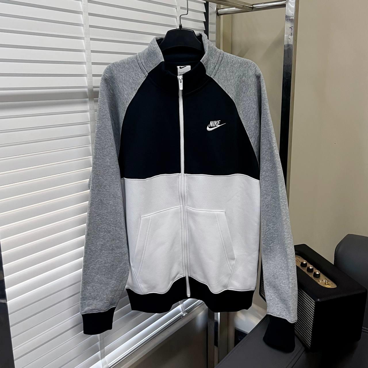 giày thể thao chính hãng, giày nike chính hãng, giày adidas chính hãng, giày newbalance chính hãng, giày converse chính hãng, giày puma chính hãng, giày vans chính hãng, giày asics chính hãng, giày everlast chính hãng, nước hoa chính hãng, ba lô, dép, dép quai ngang