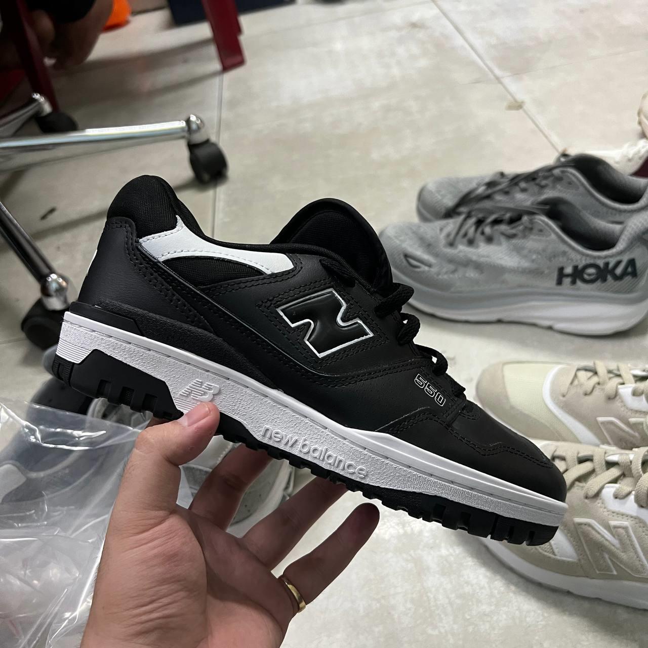 giày thể thao chính hãng, giày nike chính hãng, giày adidas chính hãng, giày newbalance chính hãng, giày converse chính hãng, giày puma chính hãng, giày vans chính hãng, giày asics chính hãng, giày everlast chính hãng, nước hoa chính hãng, ba lô, dép, dép quai ngang