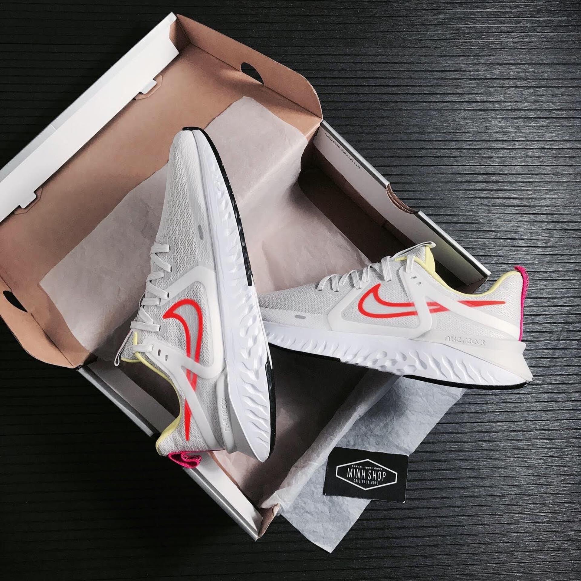 giày thể thao chính hãng, giày nike chính hãng, giày adidas chính hãng, giày newbalance chính hãng, giày converse chính hãng, giày puma chính hãng, giày vans chính hãng, giày asics chính hãng, giày everlast chính hãng, nước hoa chính hãng, ba lô, dép, dép quai ngang