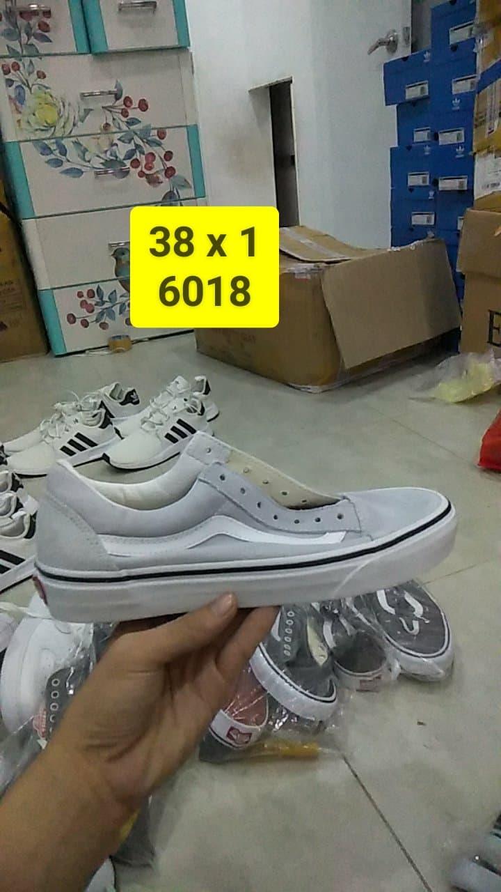 giày thể thao chính hãng, giày nike chính hãng, giày adidas chính hãng, giày newbalance chính hãng, giày converse chính hãng, giày puma chính hãng, giày vans chính hãng, giày asics chính hãng, giày everlast chính hãng, nước hoa chính hãng, ba lô, dép, dép quai ngang