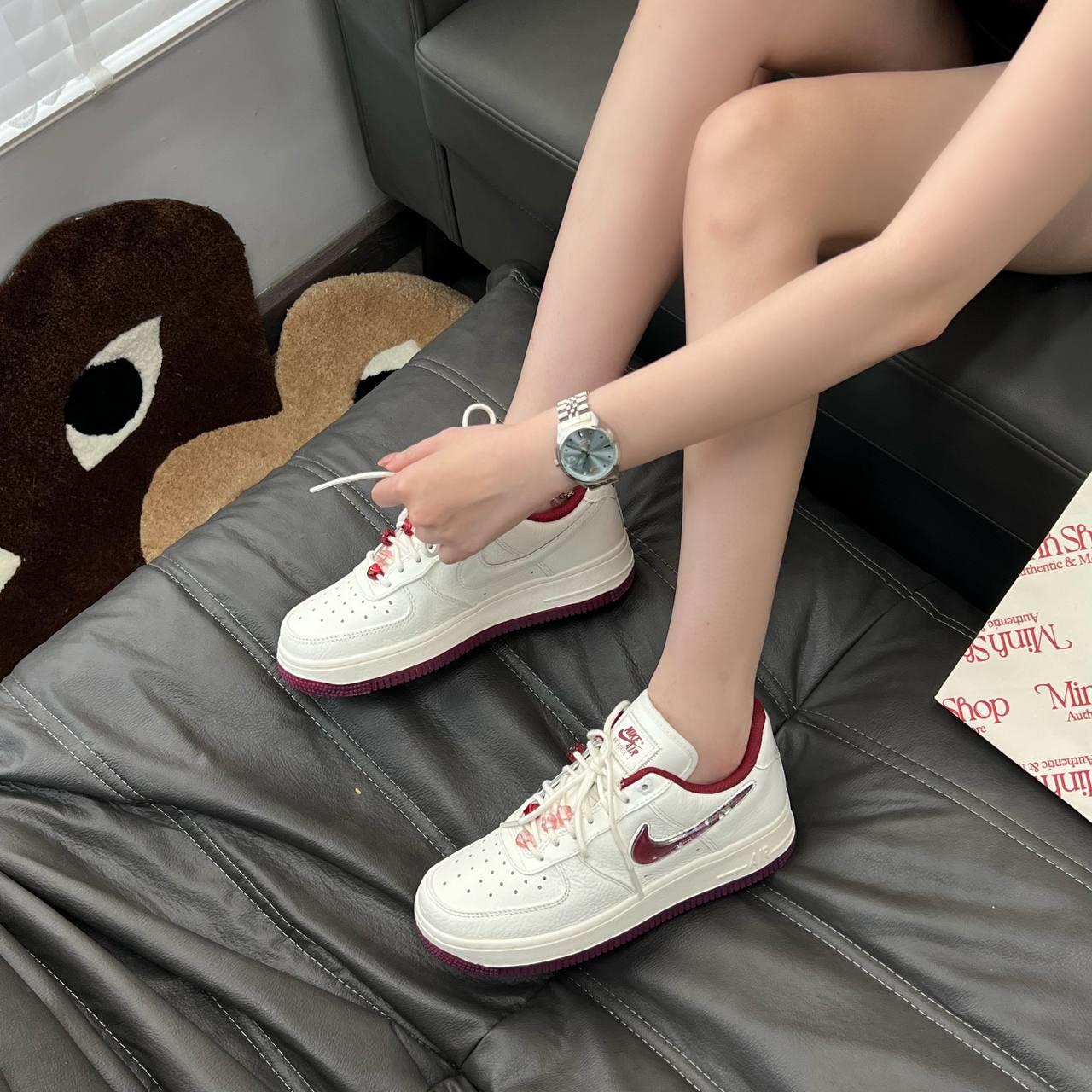 giày thể thao chính hãng, giày nike chính hãng, giày adidas chính hãng, giày newbalance chính hãng, giày converse chính hãng, giày puma chính hãng, giày vans chính hãng, giày asics chính hãng, giày everlast chính hãng, nước hoa chính hãng, ba lô, dép, dép quai ngang