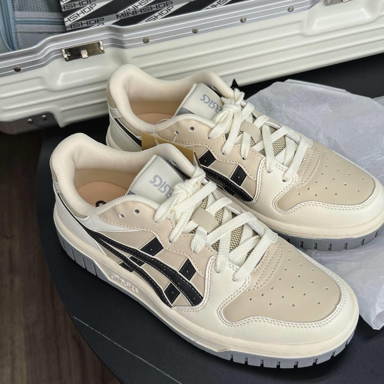 giày thể thao chính hãng, giày nike chính hãng, giày adidas chính hãng, giày newbalance chính hãng, giày converse chính hãng, giày puma chính hãng, giày vans chính hãng, giày asics chính hãng, giày everlast chính hãng, nước hoa chính hãng, ba lô, dép, dép quai ngang