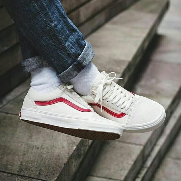 giày thể thao chính hãng, giày nike chính hãng, giày adidas chính hãng, giày newbalance chính hãng, giày converse chính hãng, giày puma chính hãng, giày vans chính hãng, giày asics chính hãng, giày everlast chính hãng, nước hoa chính hãng, ba lô, dép, dép quai ngang