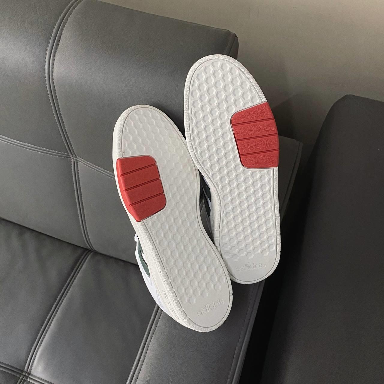 giày thể thao chính hãng, giày nike chính hãng, giày adidas chính hãng, giày newbalance chính hãng, giày converse chính hãng, giày puma chính hãng, giày vans chính hãng, giày asics chính hãng, giày everlast chính hãng, nước hoa chính hãng, ba lô, dép, dép quai ngang