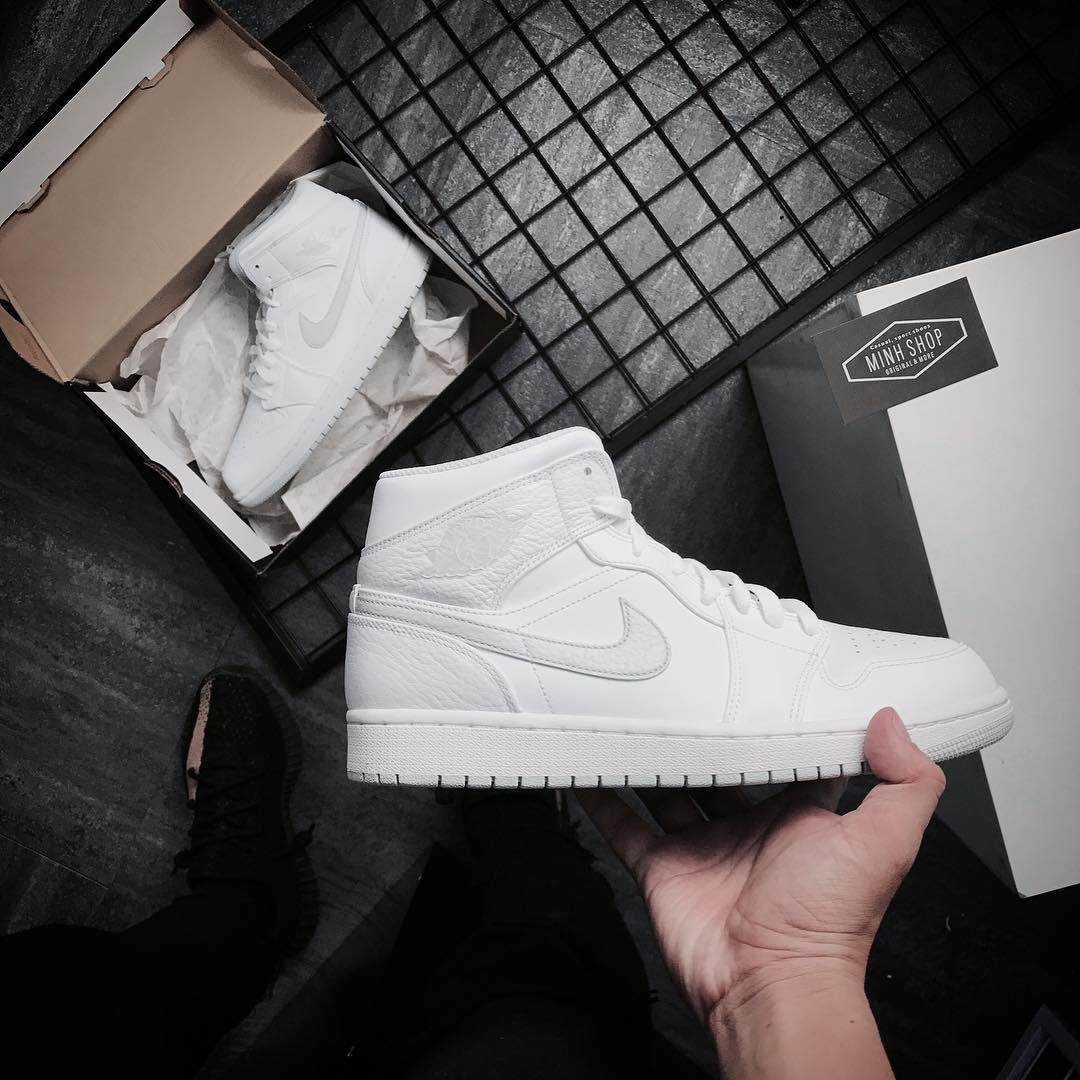 giày thể thao chính hãng, giày nike chính hãng, giày adidas chính hãng, giày newbalance chính hãng, giày converse chính hãng, giày puma chính hãng, giày vans chính hãng, giày asics chính hãng, giày everlast chính hãng, nước hoa chính hãng, ba lô, dép, dép quai ngang