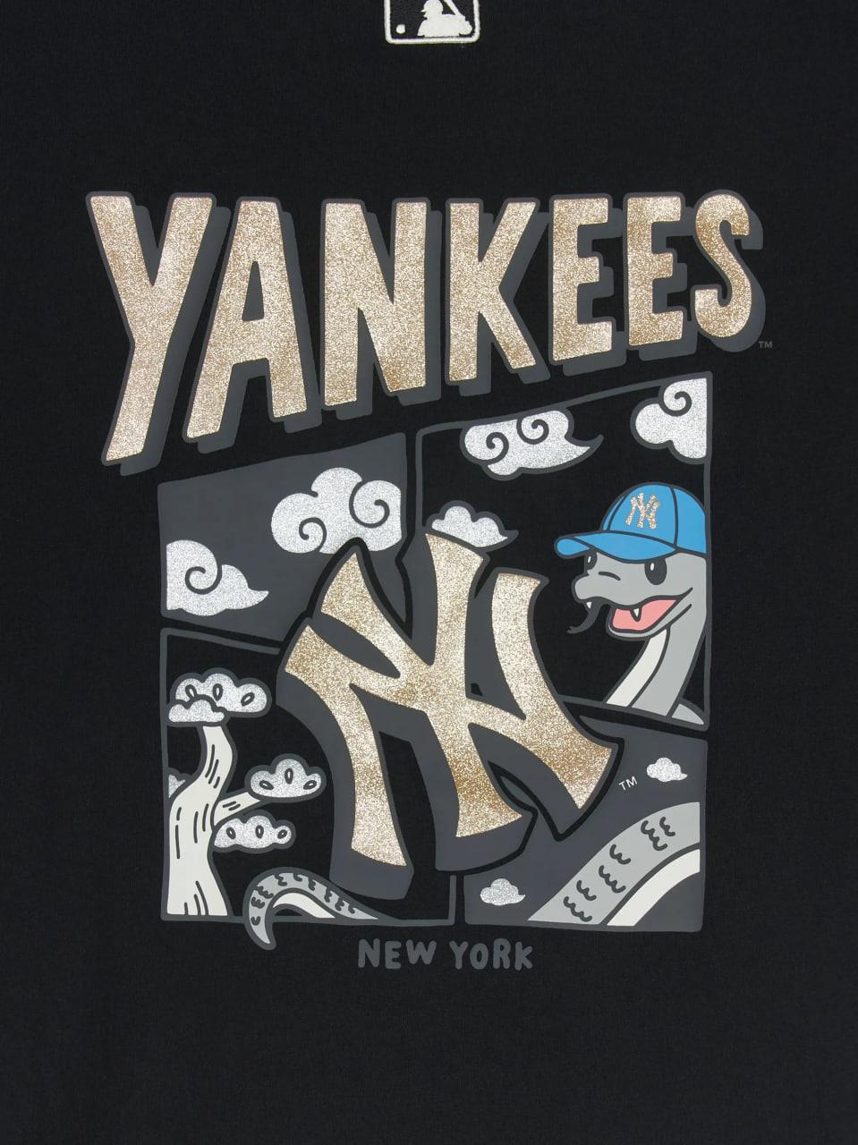 MLB■New Year Snake Over Short Sleeve■送料込 MLB New Year Snake Over Fit T-Shirts New York Yankees