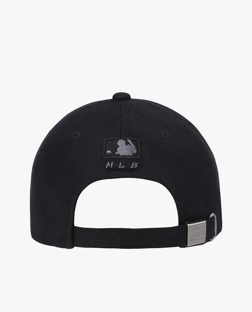 Giày thể thao, Balo thể thao, Nón thể thao, Thương hiệu giày nổi tiếng, Giày Adidas, Giày Nike, Balo Nike, Balo Adidas, Nón Nike, Nón Adidas