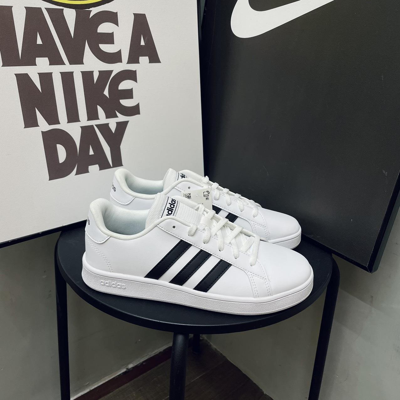 giày thể thao chính hãng, giày nike chính hãng, giày adidas chính hãng, giày newbalance chính hãng, giày converse chính hãng, giày puma chính hãng, giày vans chính hãng, giày asics chính hãng, giày everlast chính hãng, nước hoa chính hãng, ba lô, dép, dép quai ngang